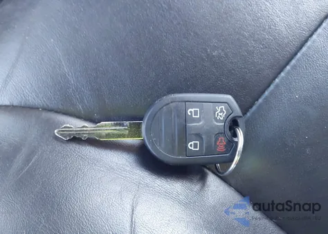 2008 Ford Escape Limited z USA, uszkodzony, nr VIN 1FMCU04178KB98947